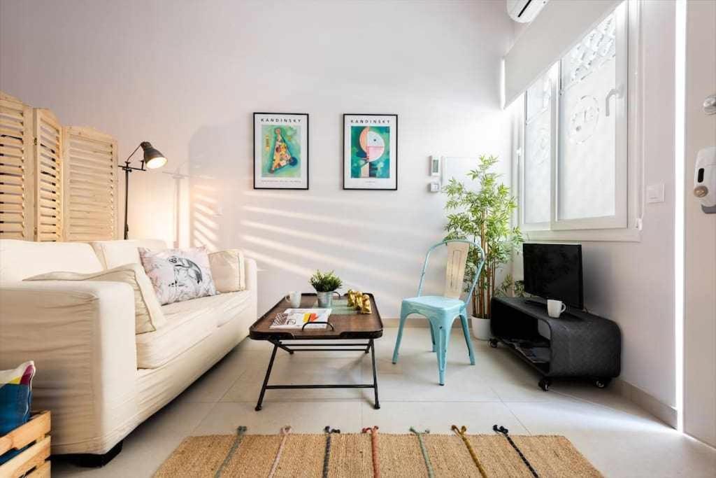 Monkeys Apartments Pinoloft Nuevo Torneo 세비야 외부 사진